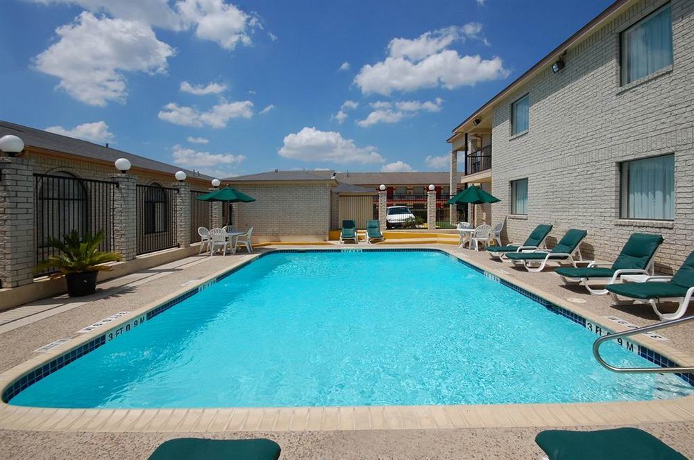 Motel Super 8 By Wyndham San Antonio At I-10 Extérieur photo